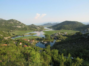 Feel the Karuch, Cetinje